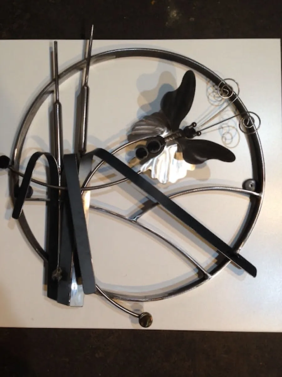 Butterfly – Circle Frame – Medium